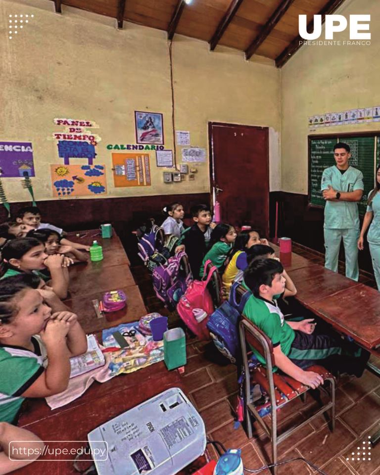 Promoviendo la Alimentación Saludable - Extensión Universitaria en la Escuela Saltos del Monday 